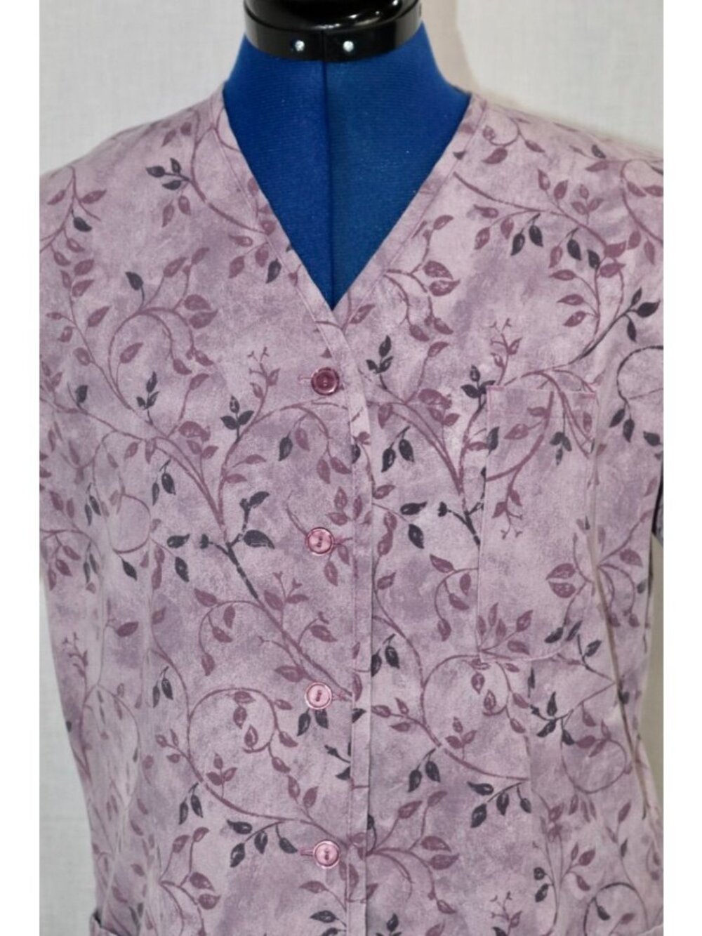 Cottage Core Scrub Top Women S Purple Leaf Whimsical Print Medical Button Up VTG - Picture 10 of 12